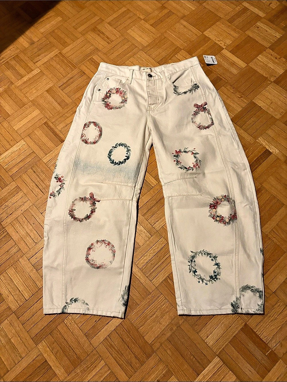 We The Free  Mid Rise Barrel Floral Straight Leg Jeans  26 NWT